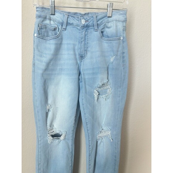 Judy Blue Los Angeles Size 3/26 Light Wash Boyfriend Fit Distressed Jeans - Picture 2 of 6